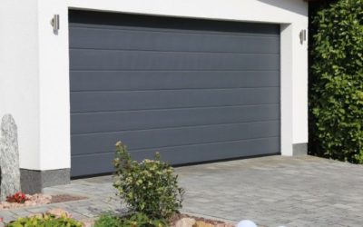 La porte de garage sectionnelle : la valeur sûre pour votre maison